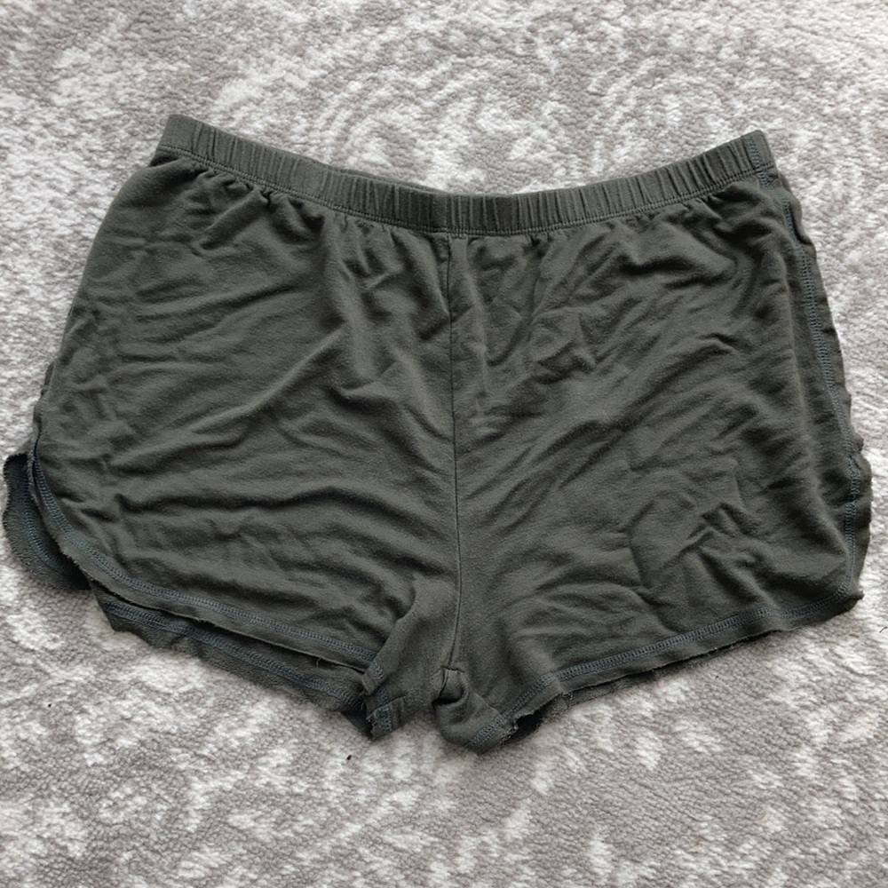 CJLA Shorts - Picture 3 of 4